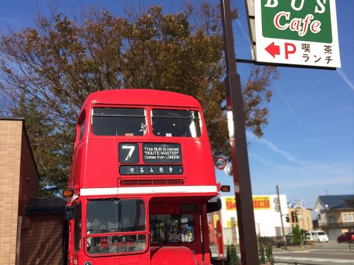 写真：ロンドンバス店舗の外観